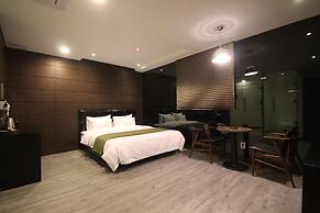 IM Hotel