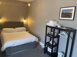 The Waverley Hotel