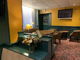 The Waverley Hotel