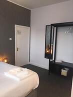 The Waverley Hotel