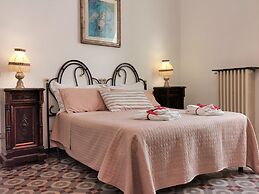Chez Moi Lecce Charme B&B
