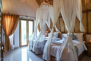 Penida Sunset Ocean View Bungalows