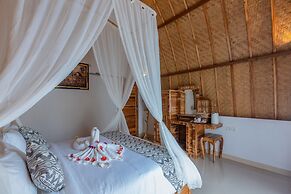 Penida Sunset Ocean View Bungalows