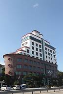 Benikea Mountain and Sea Daepo Port