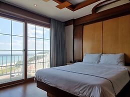 Benikea Mountain and Sea Yangyang