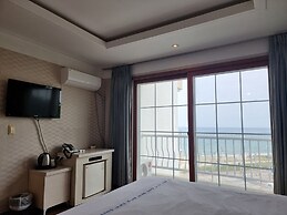 Benikea Mountain and Sea Yangyang