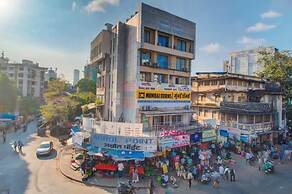 Hotel Malad Inn