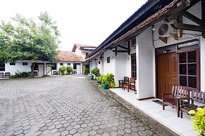 Hotel O Sartika Inn Pati