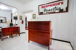 OYO 2718 Backpacker's Homestay Jlegong