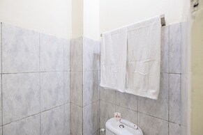 OYO 2718 Backpacker's Homestay Jlegong