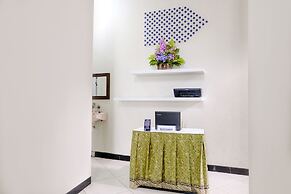 SPOT ON 2723 Gatsu Kost