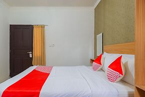 OYO 2547 Assirot Residence