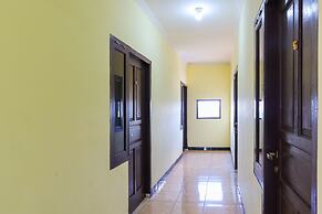 OYO 2547 Assirot Residence