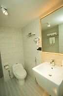 Hotel Omni Residency