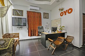 OYO 89933 Nun Hotel