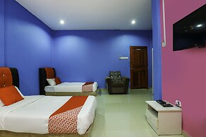 OYO 89933 Nun Hotel