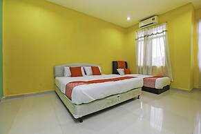 OYO 89933 Nun Hotel