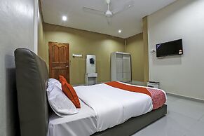 OYO 89933 Nun Hotel