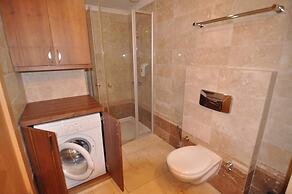 Gold City Apartment
