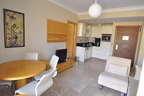 Gold City Apartment