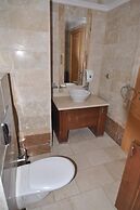 Gold City Apartment