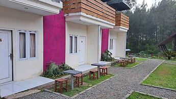 Istana Bromo Resort and Resto