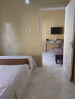 Istana Bromo Resort and Resto