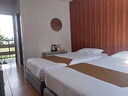 Istana Bromo Resort and Resto