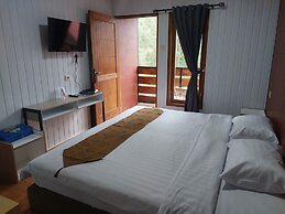 Istana Bromo Resort and Resto