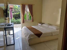 Istana Bromo Resort and Resto