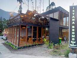 Istana Bromo Resort and Resto