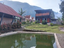 Istana Bromo Resort and Resto