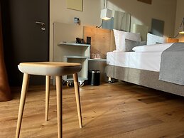 Hotel einsmehr