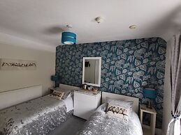 Dolweunydd Bed & Breakfast