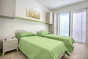 Apt Aurora Ristola