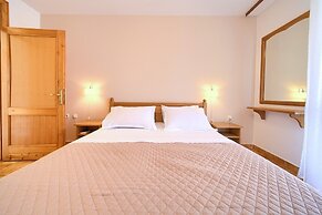 Apartments Loncar