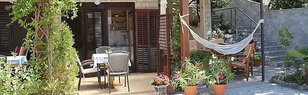 Apartments Loncar