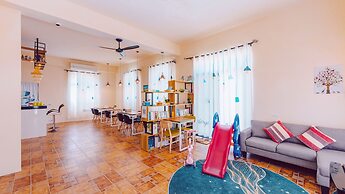 Hello Inn - Hostel
