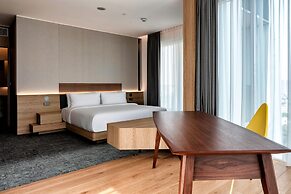 Aloft by Marriott South Jakarta