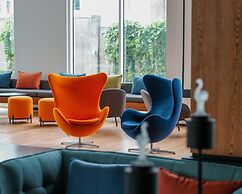 Aloft by Marriott South Jakarta