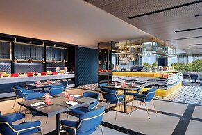 Aloft by Marriott South Jakarta