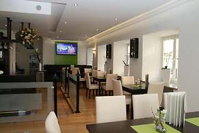 Landhotel Weißer Hahn