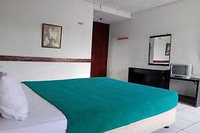OYO 2322 Dien Karona Hotel