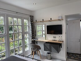 Spring Cottage B&B
