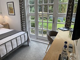 Spring Cottage B&B