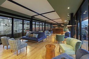 Neya Porto Hotel