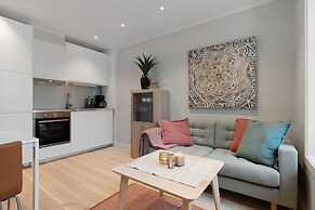 Barfot Apartments