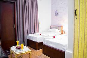 Golden Palace Hotel