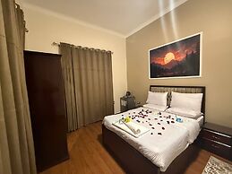 Golden Palace Hotel