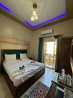 Golden Palace Hotel